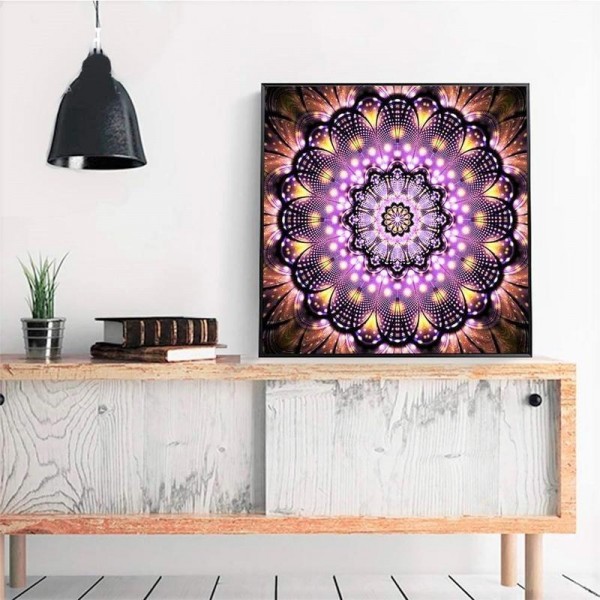 Mandala 3 v.a 50x50cm